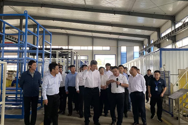 內(nèi)蒙古自治區(qū)黨委常委、通遼市委書記孟憲東攜考察團到一諾環(huán)境考察指導(dǎo)